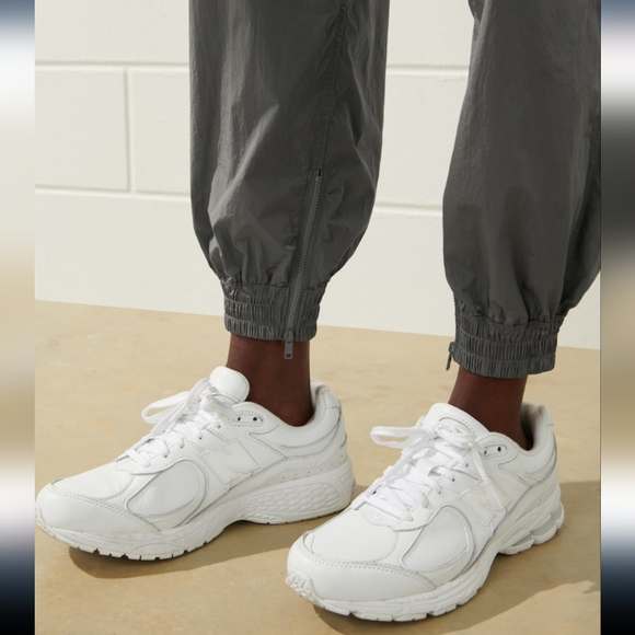 Abercrombie YPB athletic windbreaker joggers - Picture 2 of 9